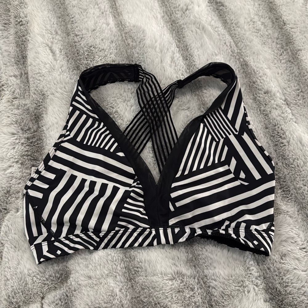 Victoria’s Secret black and white sports bra